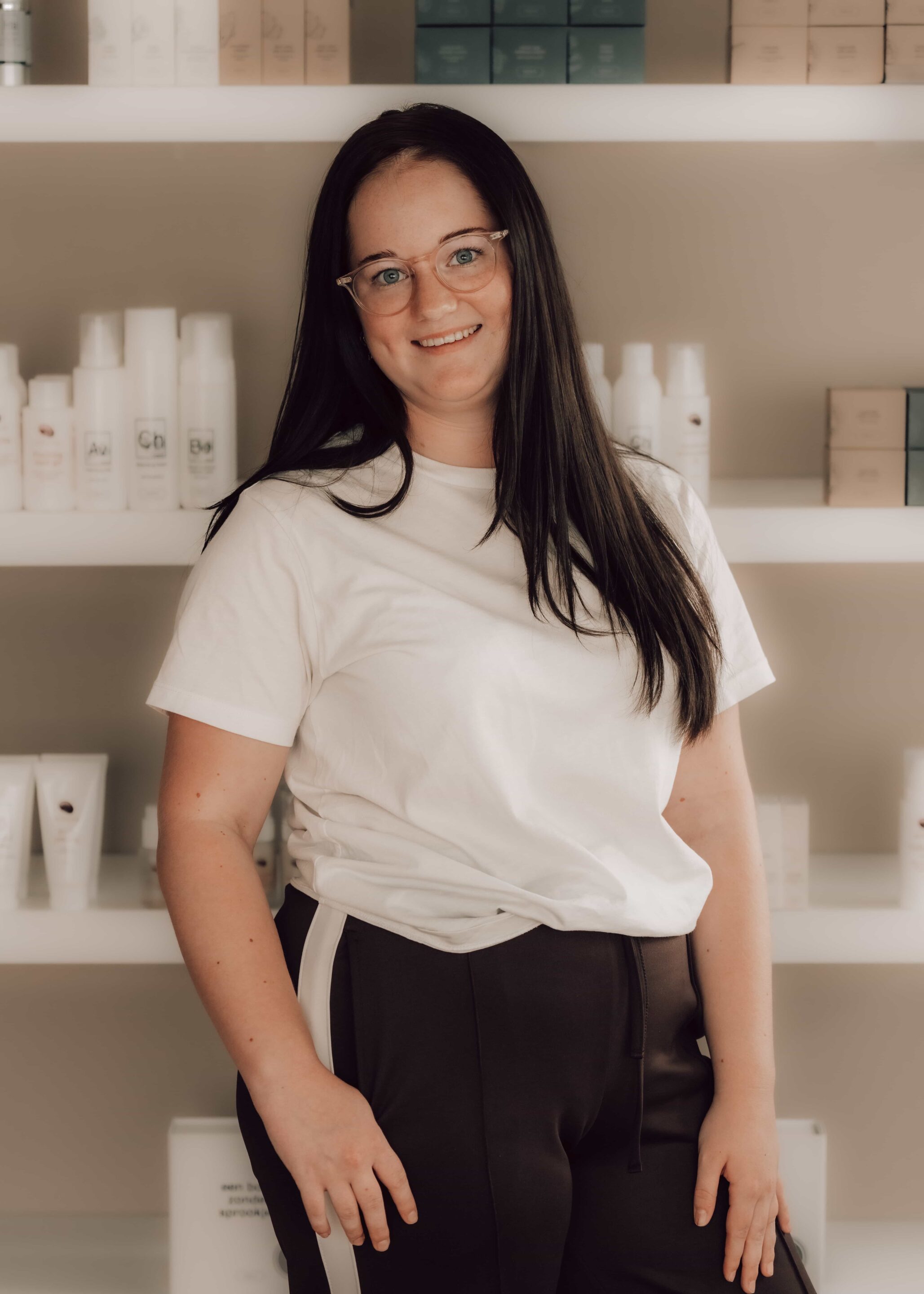 2025-06-04, Schoonheidssalon 'Mandy' (Mandy Hogenelst-47