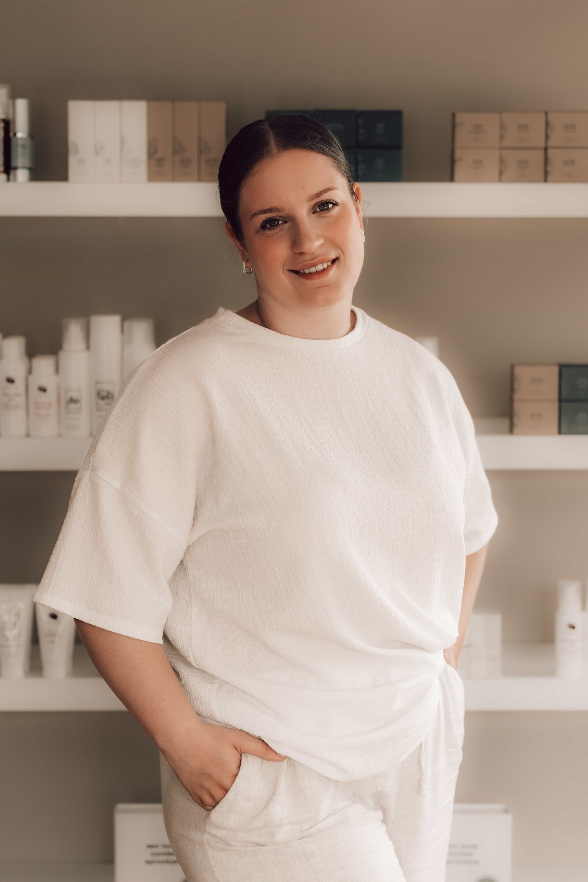 2025-06-04, Schoonheidssalon 'Mandy' (Mandy Hogenelst-50